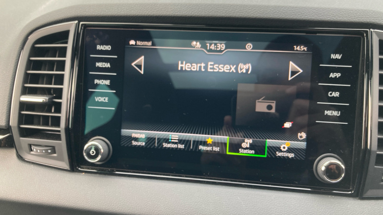 Skoda Karoq 2.0 TSI Sportline 4x4 5dr DSG Petrol Estate